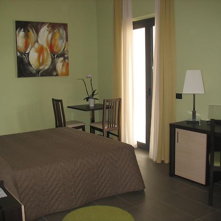 Life Sport Hotel Mentana Exterior foto